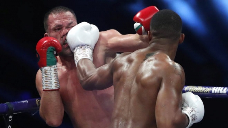 Anthony Joshua dominó Kubrat Pulev por KO en el noveno y retuvo el titulo de los pasados