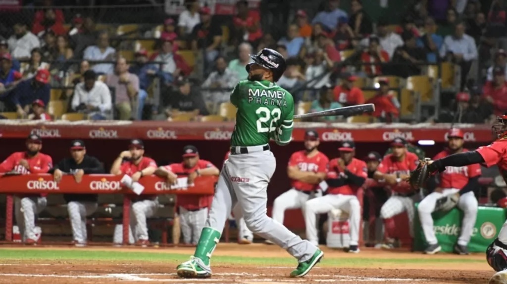 Estrellas se impone con brillante actuación de Canó sobre Leones