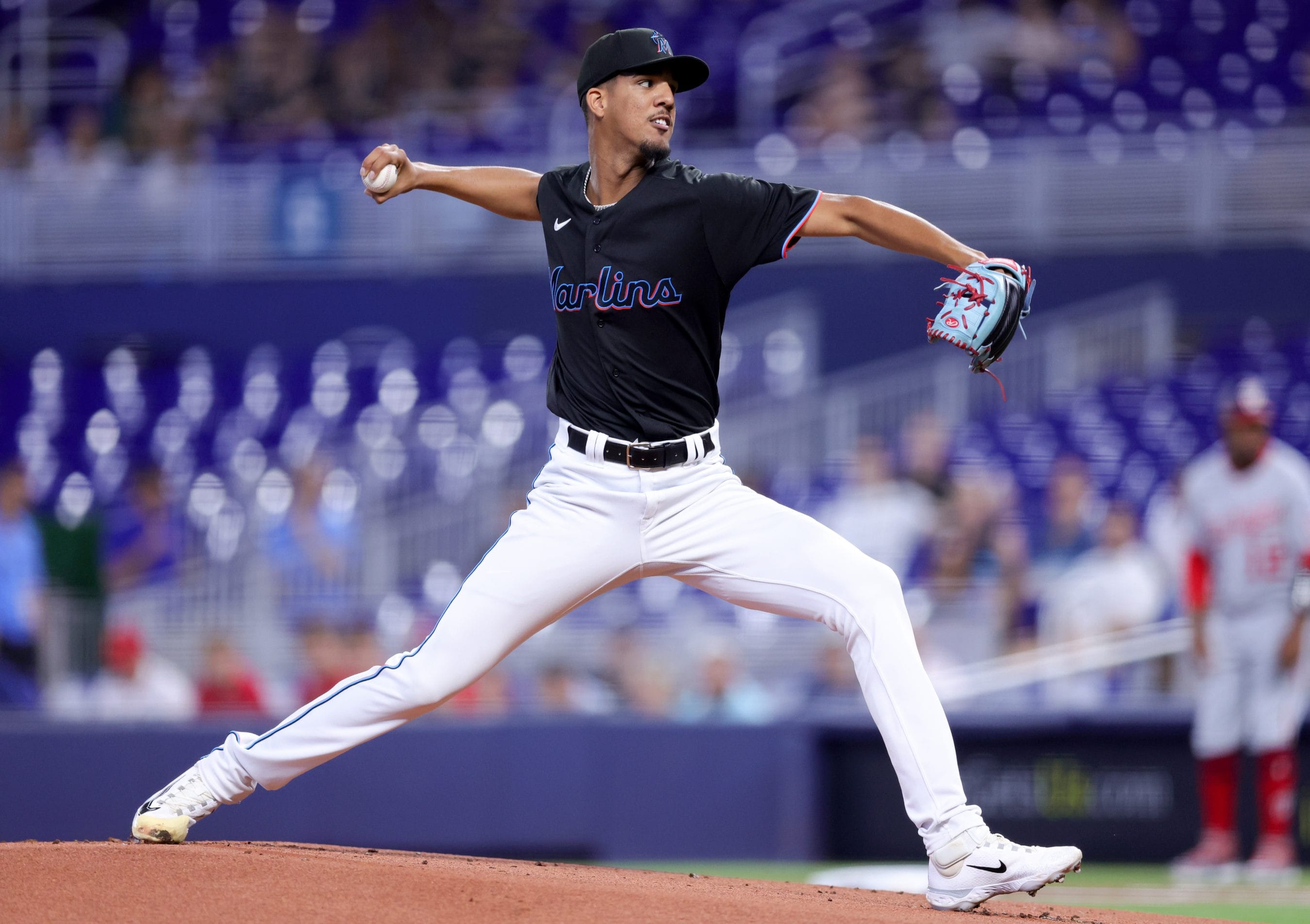 Dominio dominicano: Eury Pérez brilla con siete innings en victoria de Miami